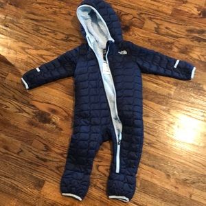 Excellent condition baby winter bunting